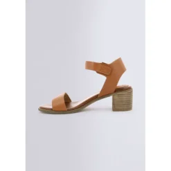 Kickers Sandales Et Nu-Pieds-Volou Camel